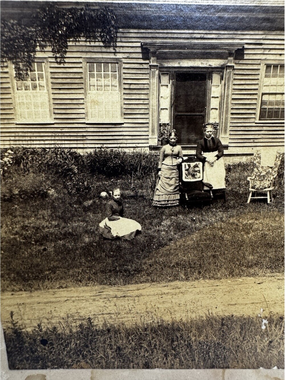 Antique Photo Of Midwestern Farm Family - Dog Horse House 8x10